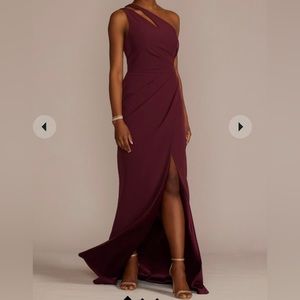 David’s bridal size 10 formal dress, color wine